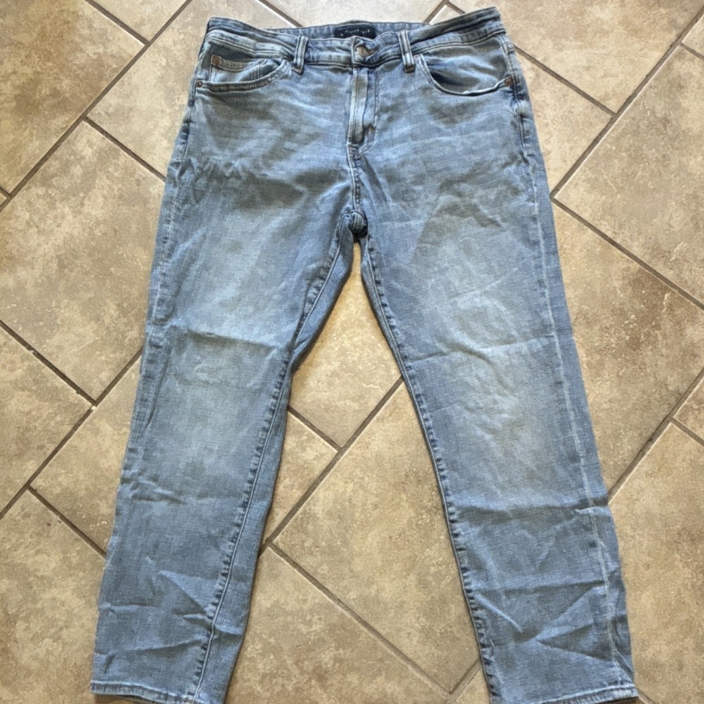 Aeropostale Men's Light Blue Denim Slim Jeans Stretch 5-Pocket